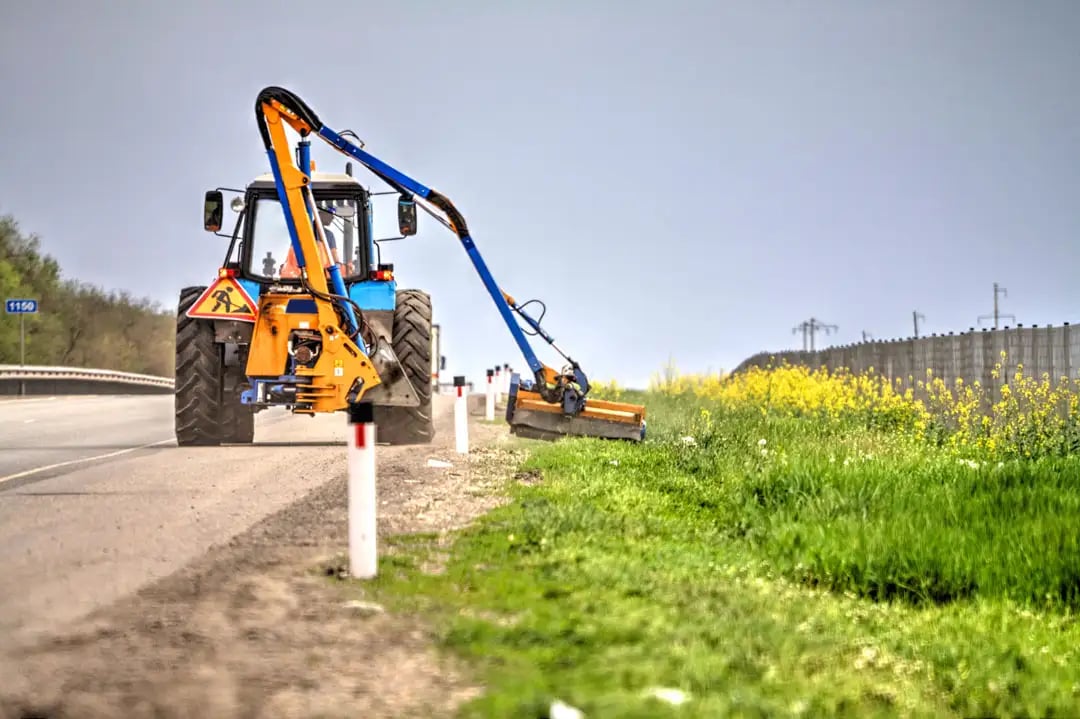 Software solutions for road maintenance, grass cutting and more
